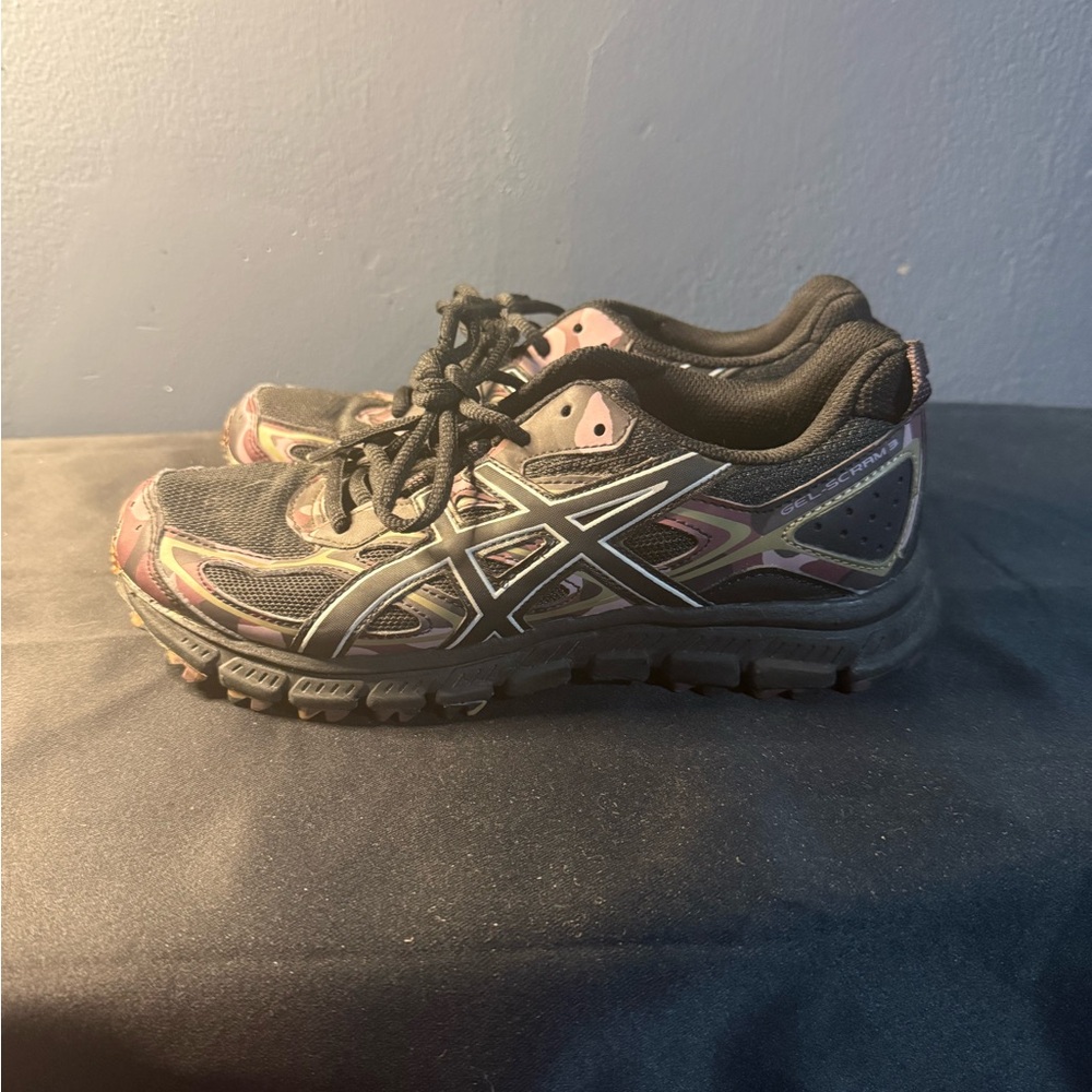 Asics Black and Pink Trail Running Shoes